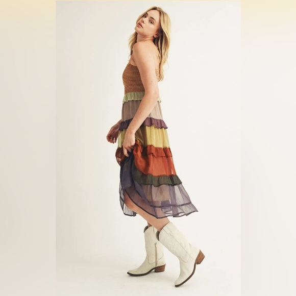 Storia Cabo Paradiso  MULTI-COLOR TIERED MAXI DRESS size s in new like condition - Picture 2 of 14